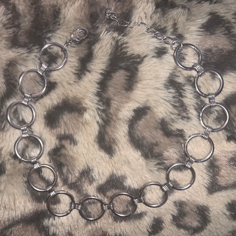 Brandy Melville silver choker chain